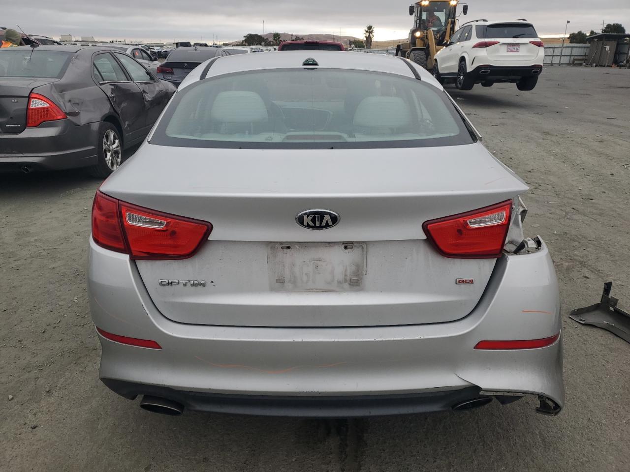 5XXGM4A72FG352431 2015 Kia Optima Lx