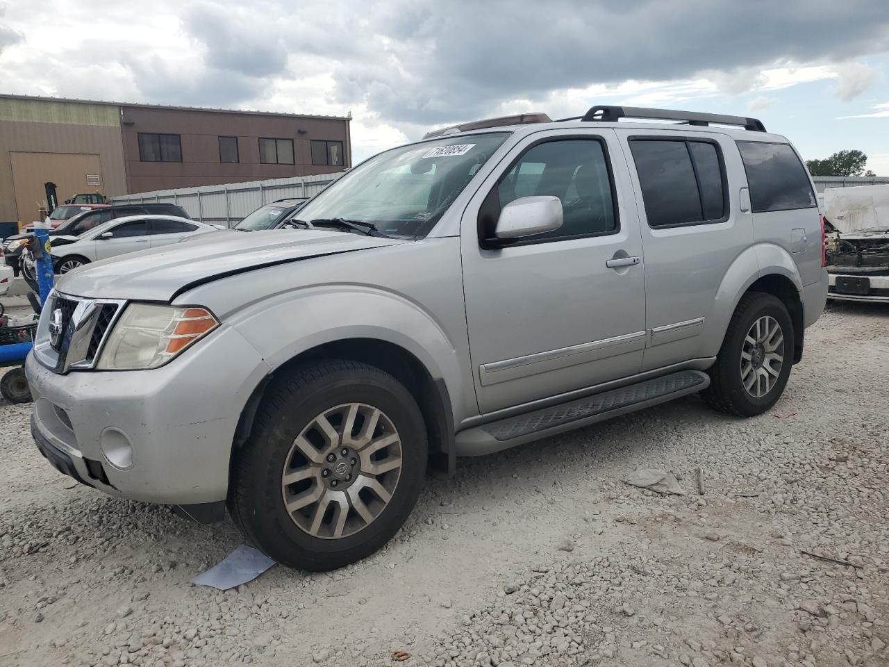 2011 Nissan Pathfinder - Image 1
