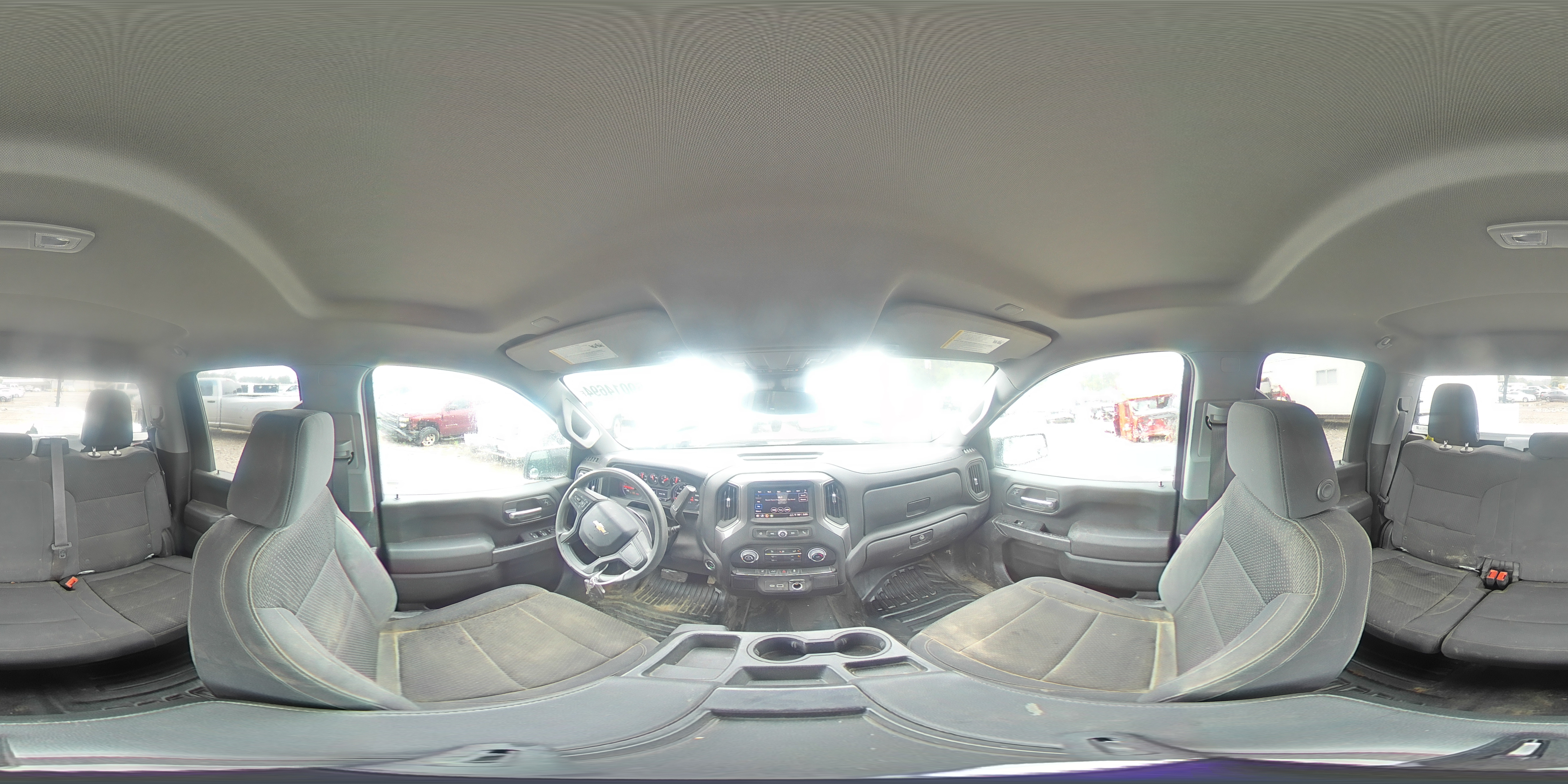 2024 Chevrolet Silverado - Image 13
