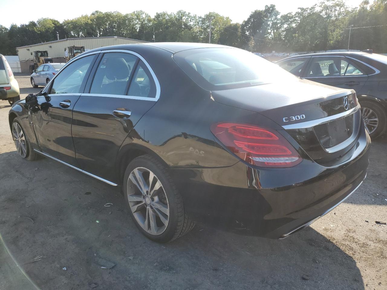 55SWF4KB8GU168848 2016 MERCEDES-BENZ C CLASS - Image 2