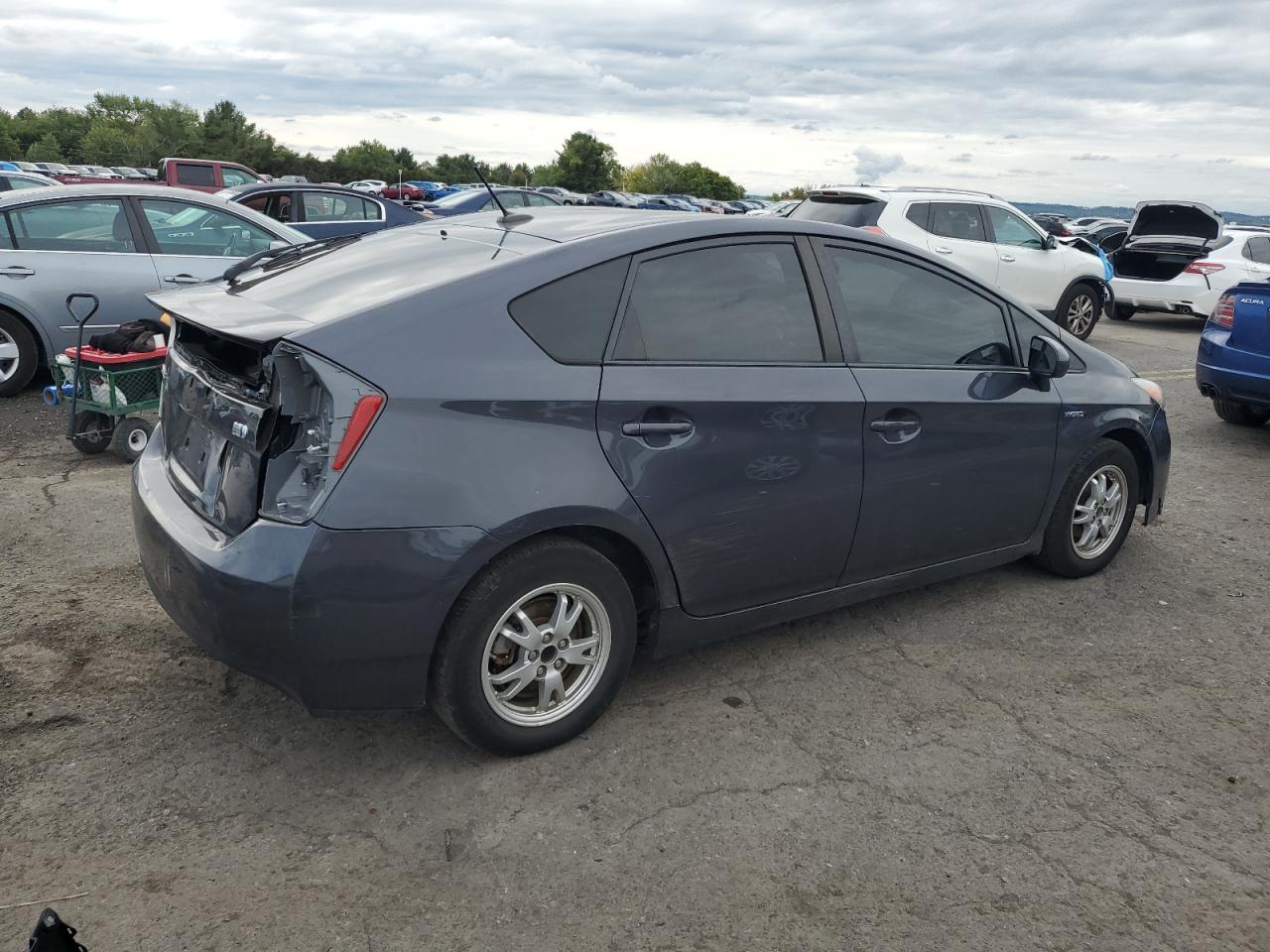 2011 Toyota Prius - Image 3