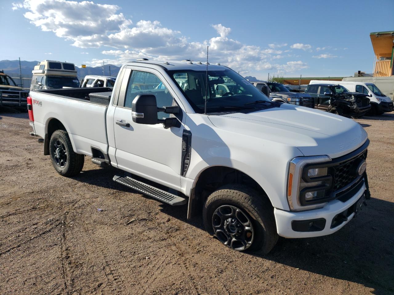 2023 Ford F350 - Image 4