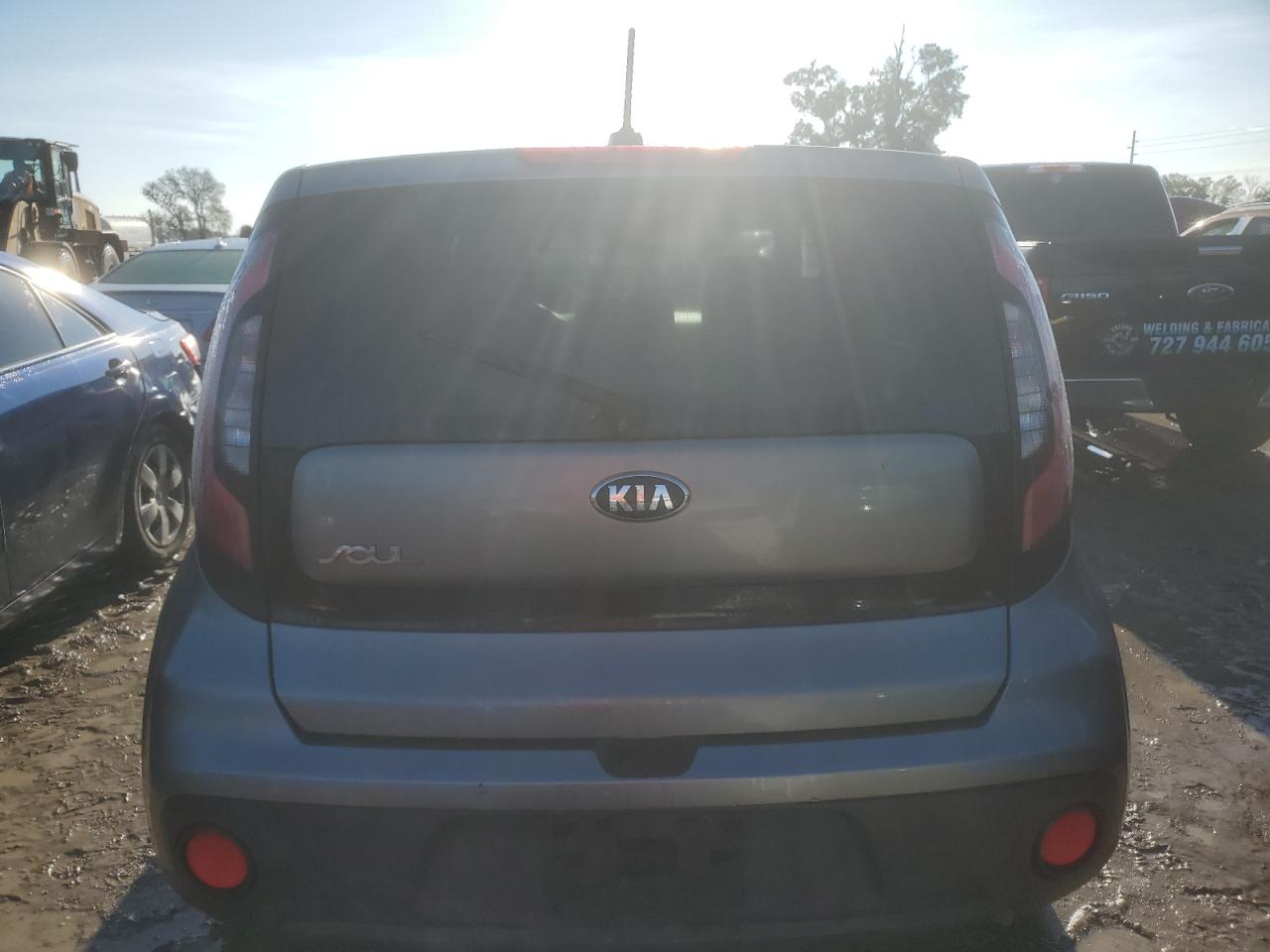 KNDJN2A22H7487562 2017 Kia Soul