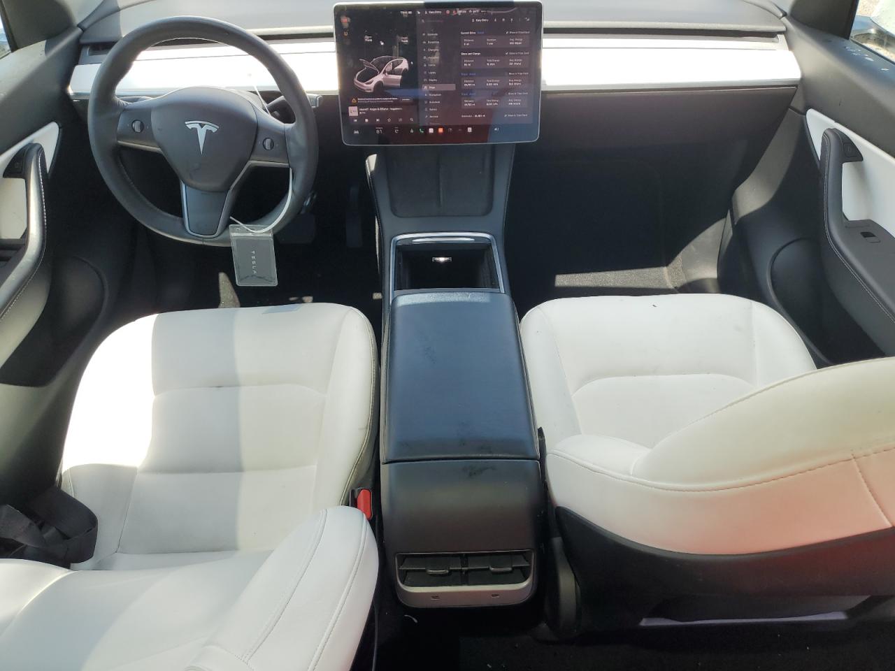 5YJYGAEE4MF266931 2021 Tesla Model Y