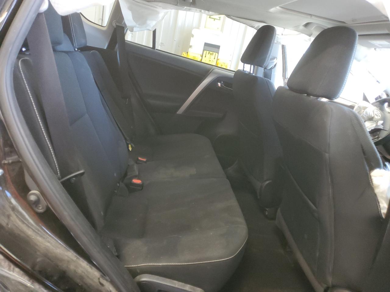 2T3RFREV7JW792725 2018 Toyota Rav4 Adventure