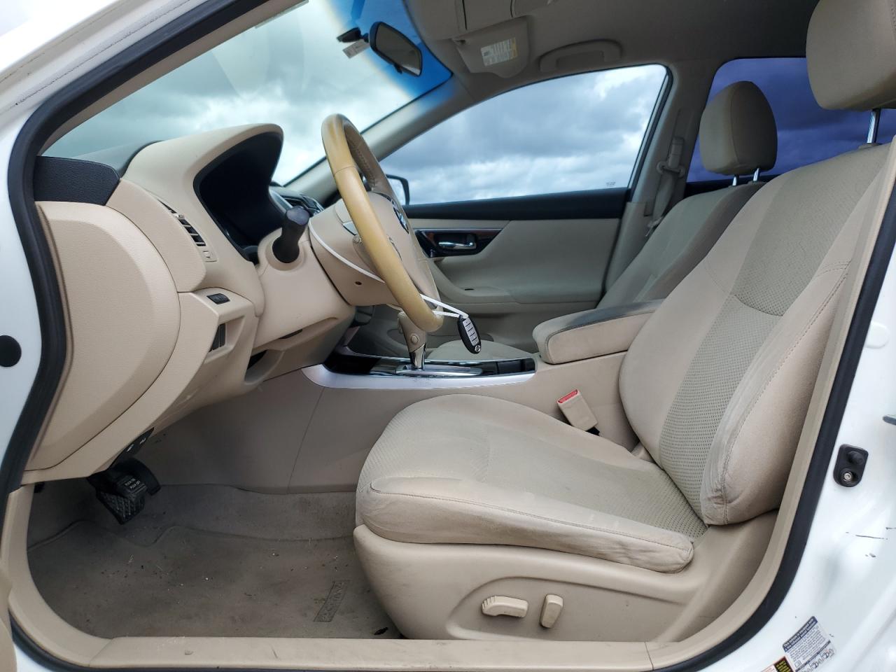 2014 Nissan Altima - Image 7