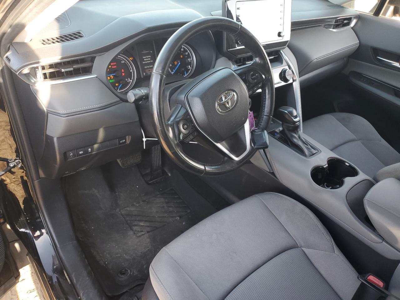 JTEAAAAH1MJ076771 2021 Toyota Venza Le