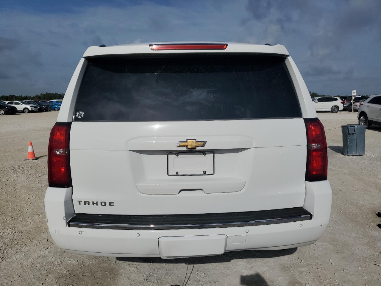 1GNSCCKCXGR293816 2016 Chevrolet Tahoe C1500 Ltz