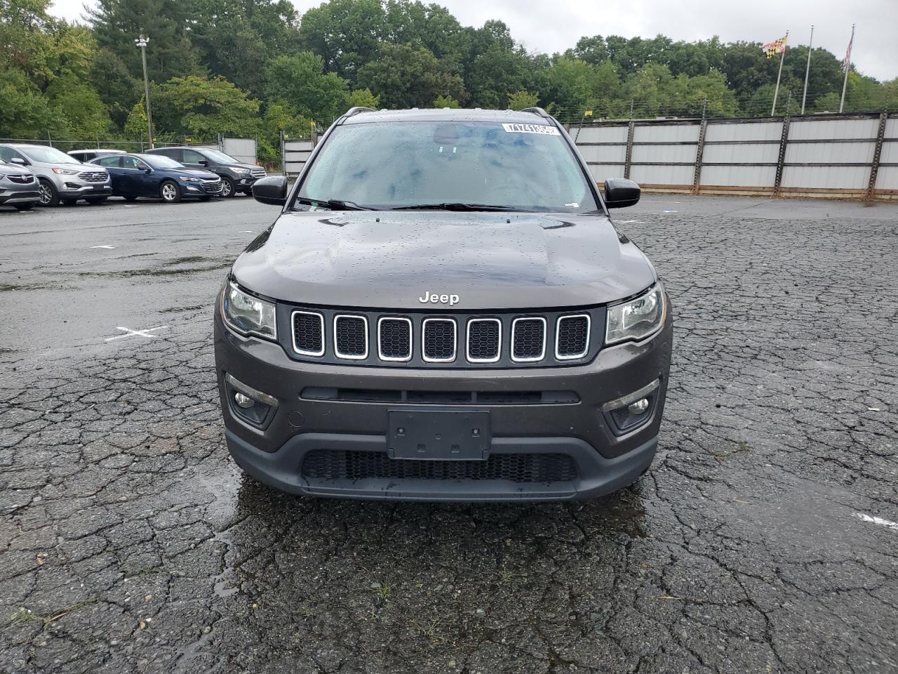 3C4NJDBB3KT594016 2019 Jeep Compass Latitude