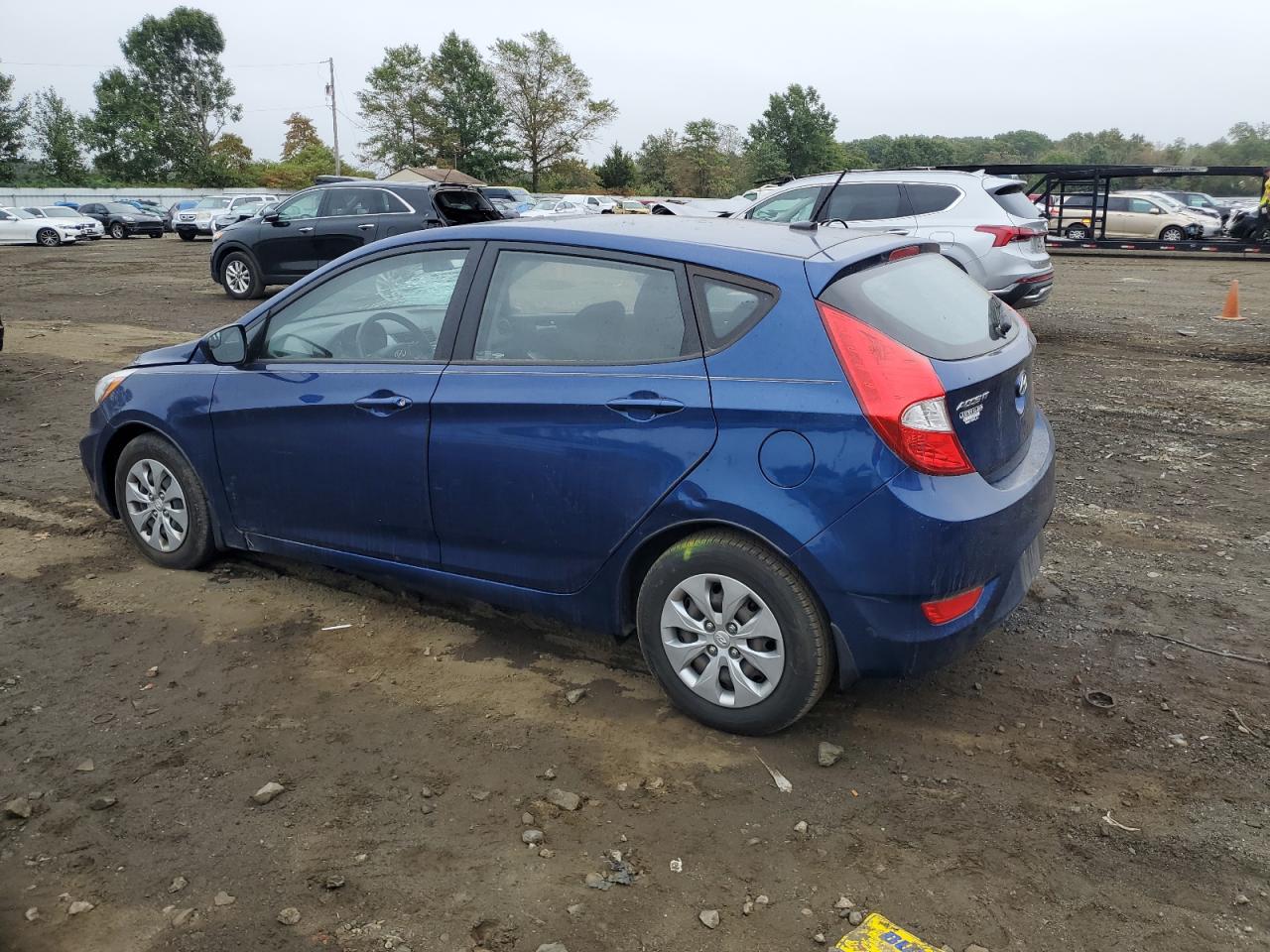 KMHCT5AE6GU268092 2016 HYUNDAI ACCENT - Image 2