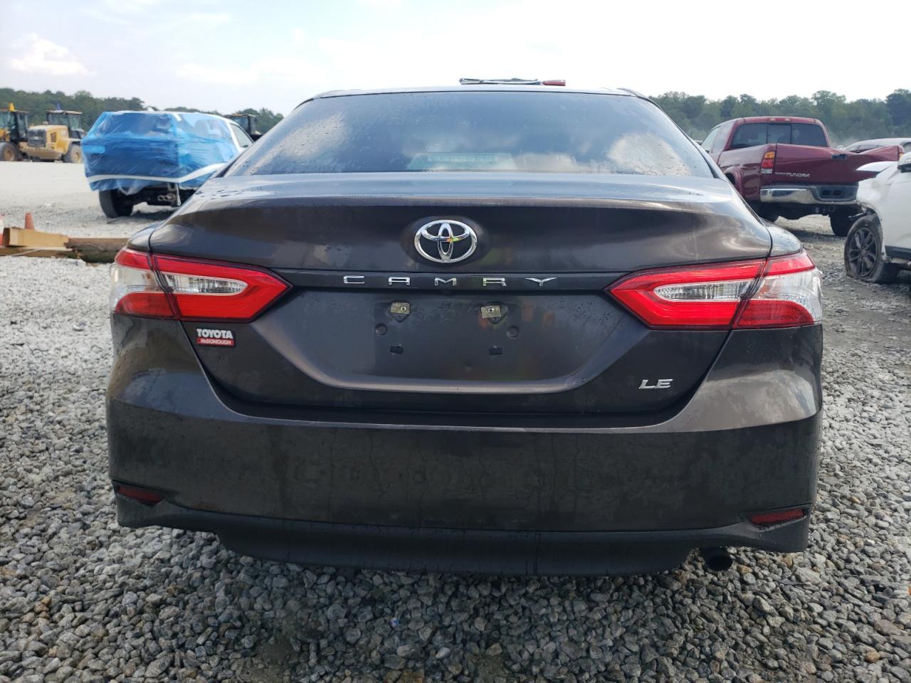 4T1B11HK6JU014914 2018 Toyota Camry L