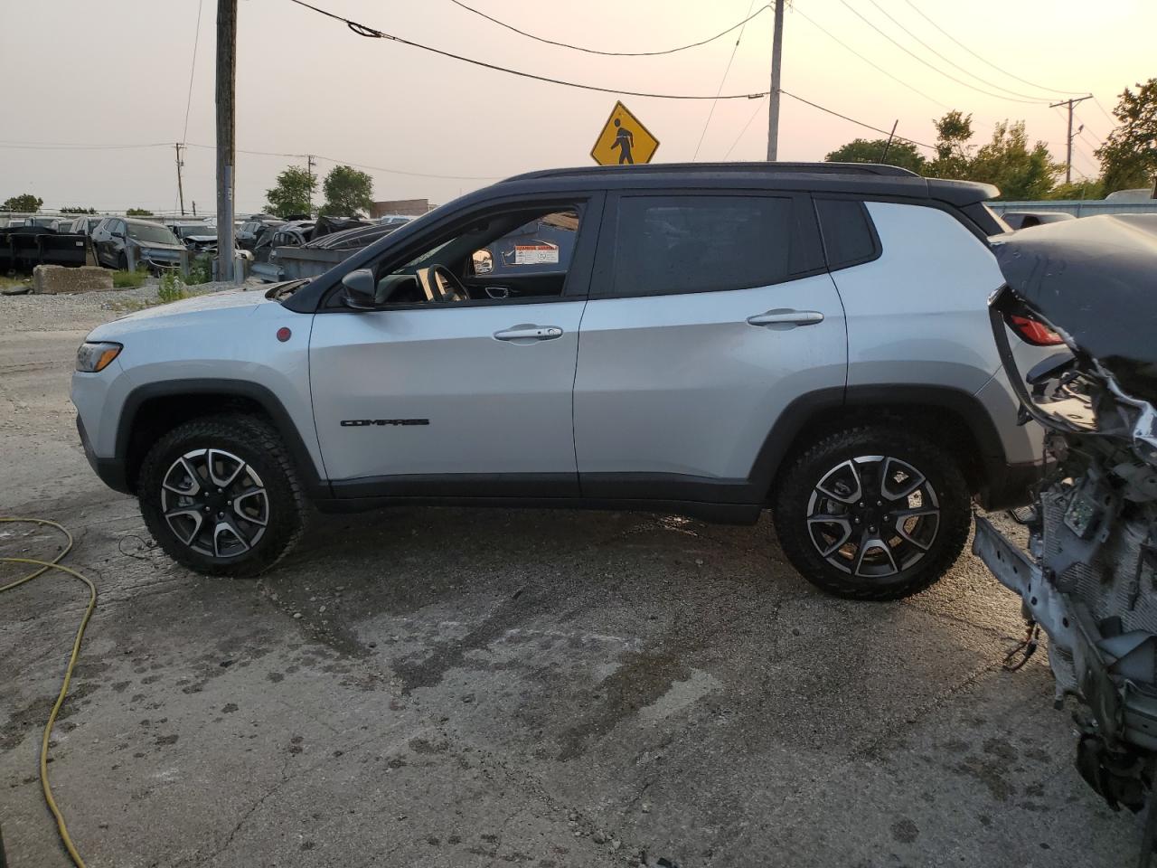 3C4NJDDN2RT145086 2024 JEEP COMPASS - Image 2