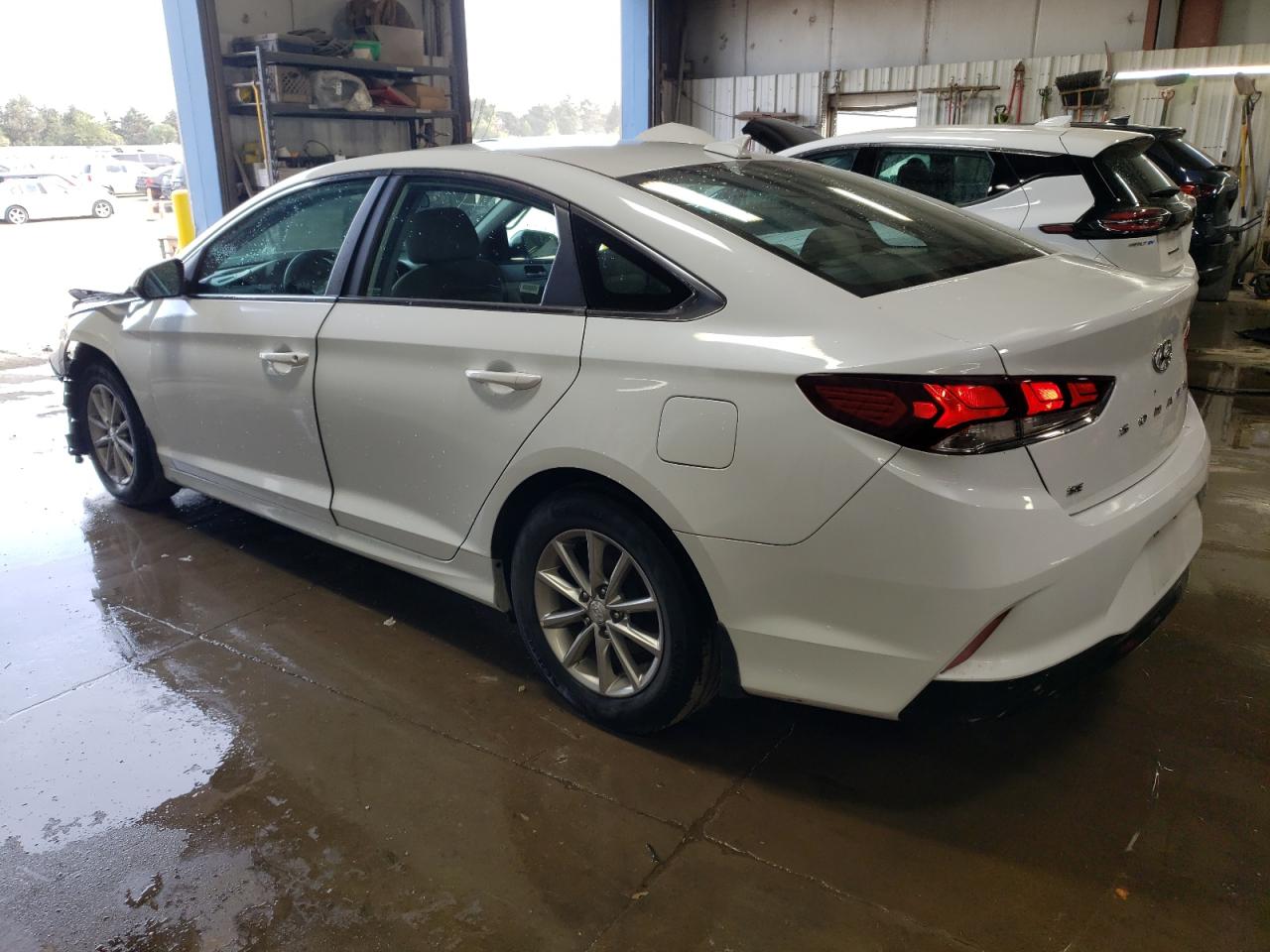 5NPE24AFXKH793730 2019 HYUNDAI SONATA - Image 2