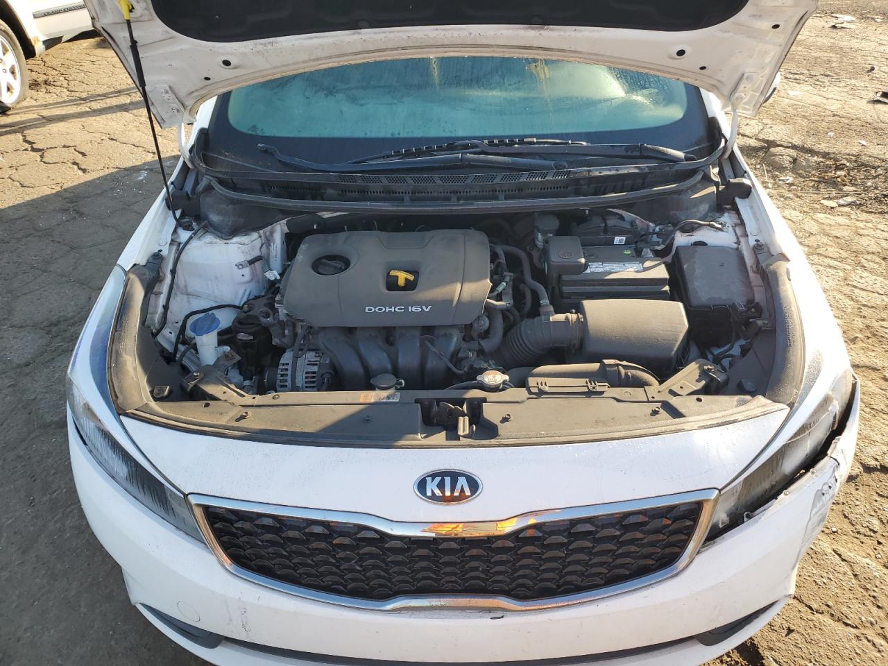 3KPFK4A73HE091484 2017 Kia Forte Lx