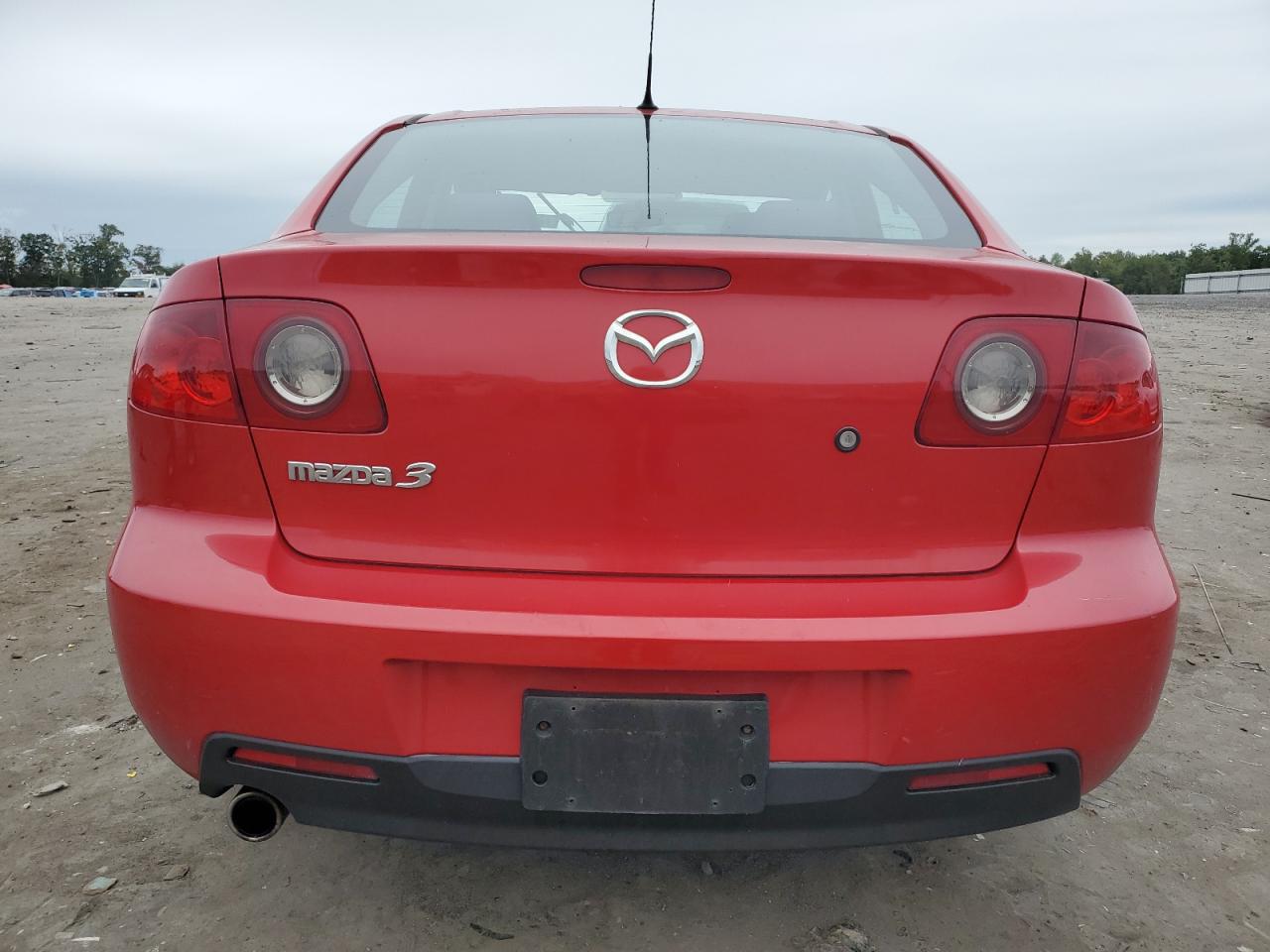 JM1BK12F761520418 2006 Mazda 3 I