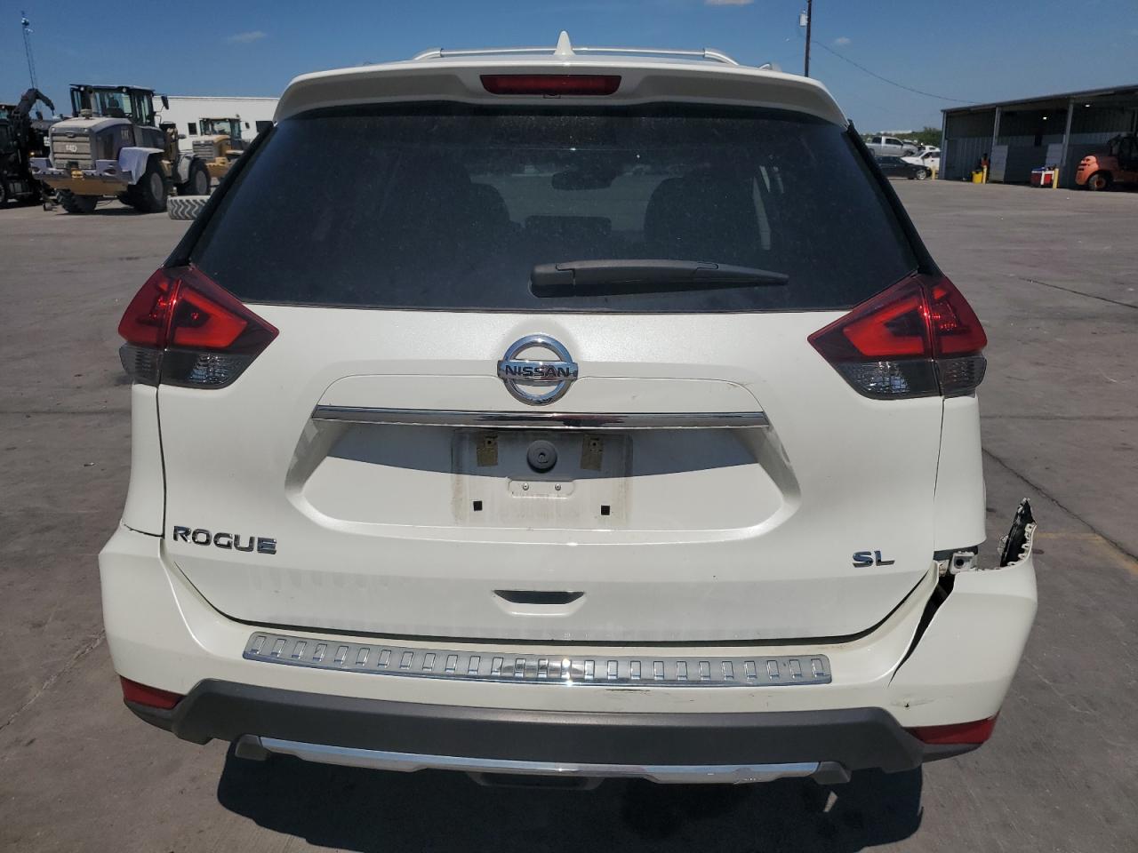 2018 Nissan Rogue S VIN: 5N1AT2MT5JC805466 Lot: 72641624