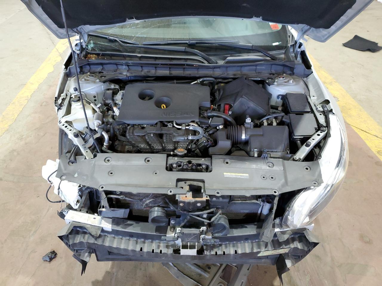 2019 Nissan Altima - Image 11