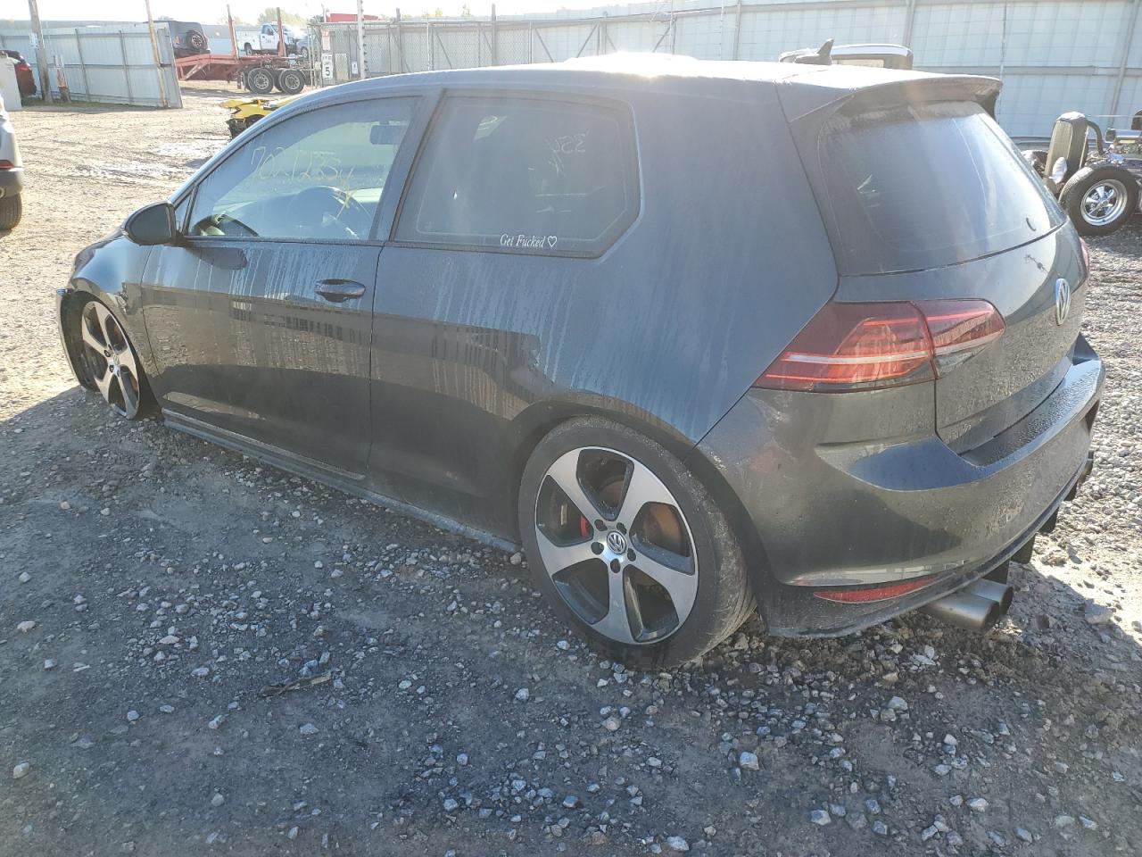 3VWYT7AU5FM074585 2015 VOLKSWAGEN GTI - Image 2