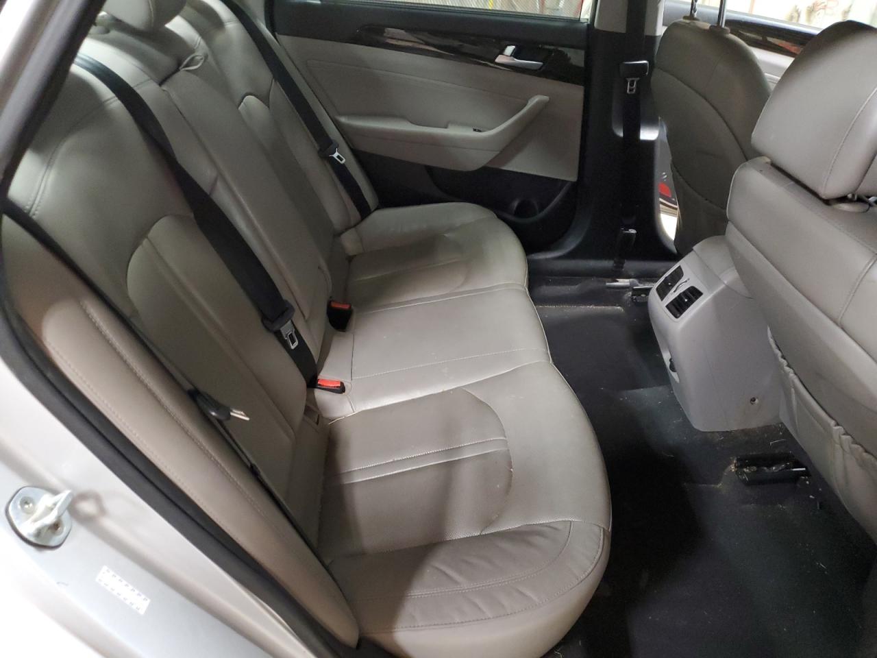 2017 Hyundai Sonata Hybrid VIN: KMHE34L15HA048006 Lot: 69826364