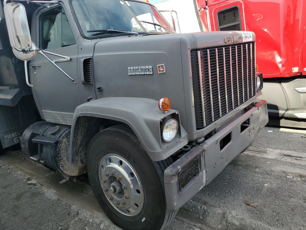 1GTP9C1Z7FV500803 1985 GMC H9500 J9C042