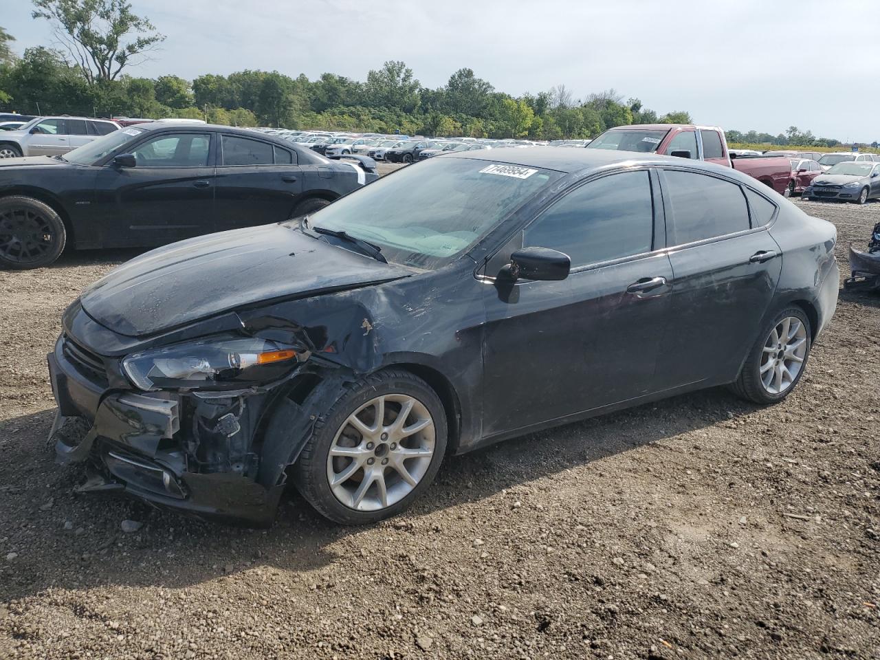 2013 Dodge Dart Sxt for Sale in Des Moines, IA - Front End