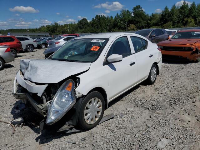  NISSAN VERSA 2016 White