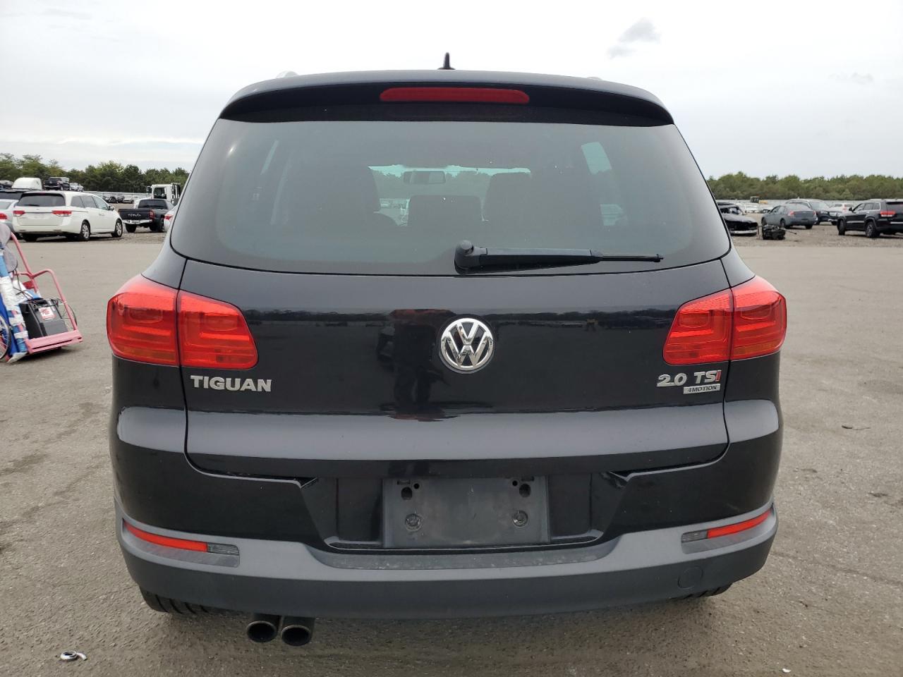 WVGBV7AX5FW602862 2015 Volkswagen Tiguan S