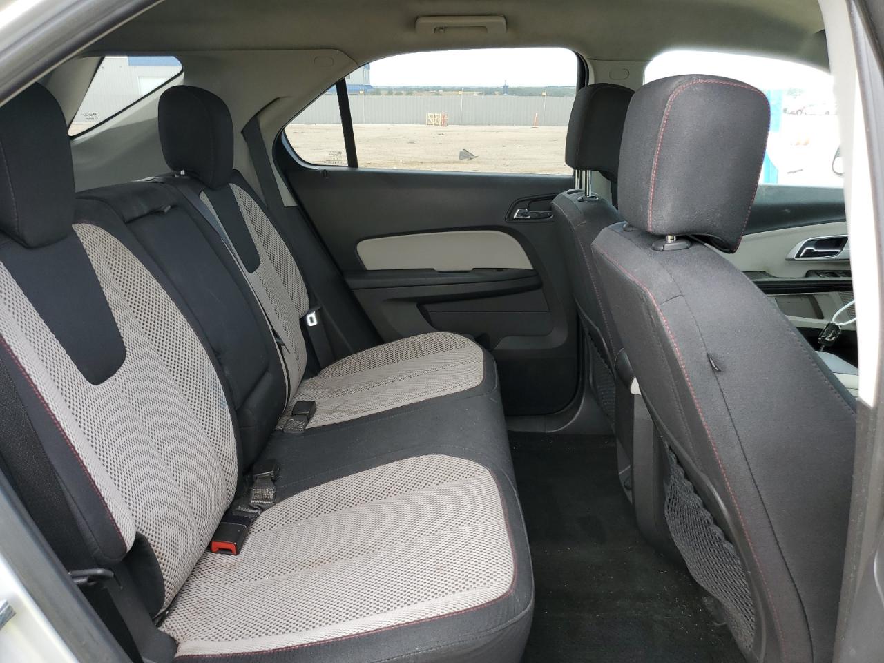 2013 Chevrolet Equinox - Image 11