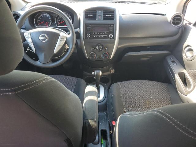  NISSAN VERSA 2018 Білий