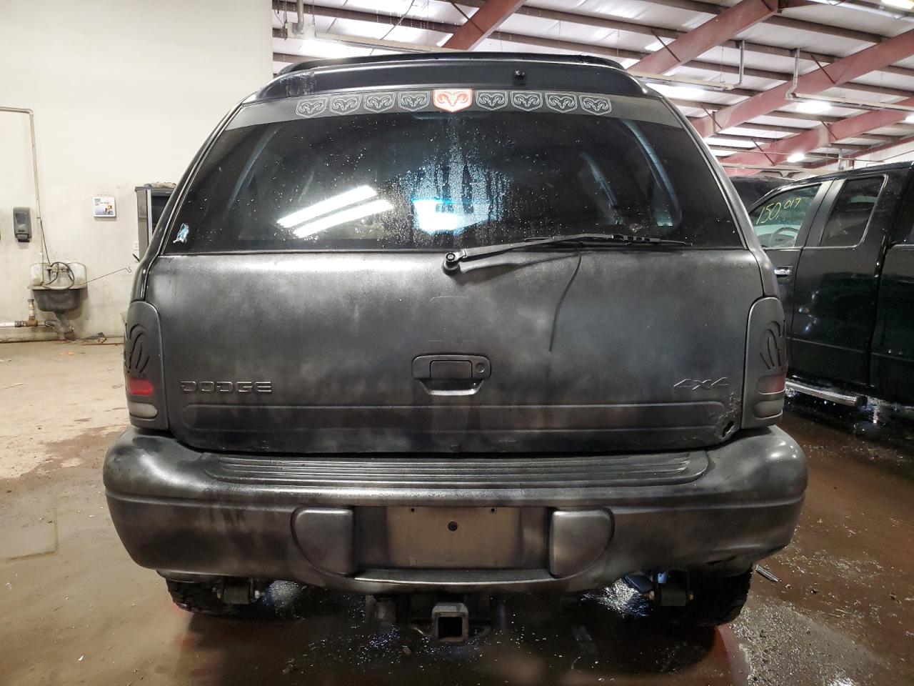 1B4HS28Z6XF597672 1999 Dodge Durango