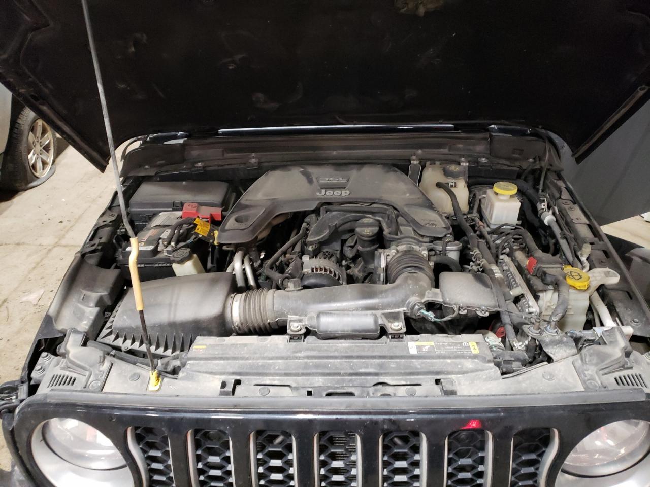 2021 Jeep Gladiator - Image 12