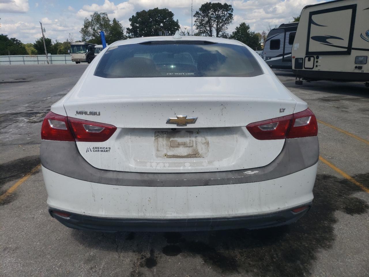 1G1ZD5ST3JF266216 2018 Chevrolet Malibu Lt