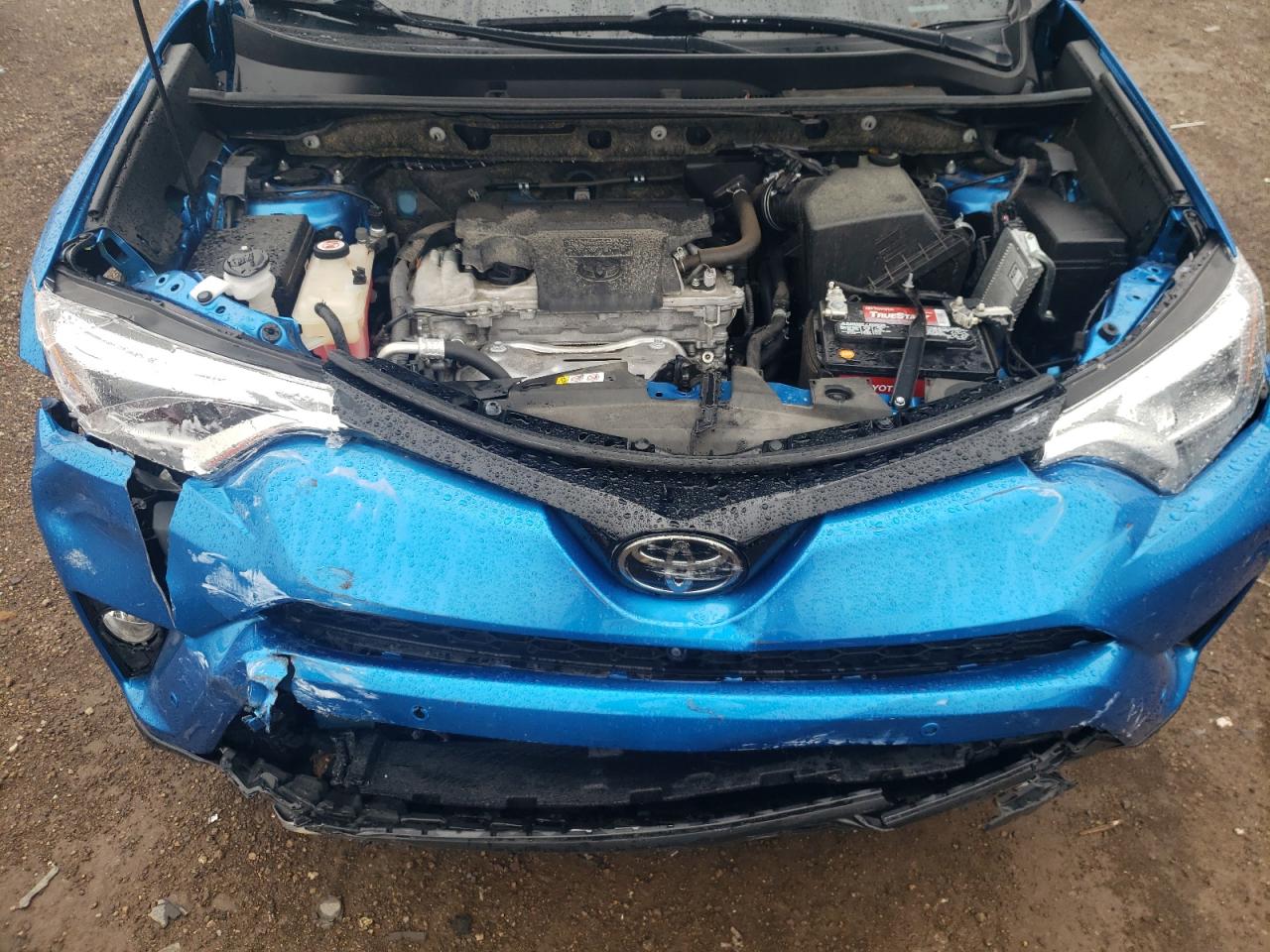 JTMNFREV2JJ197021 2018 Toyota Rav4 Se