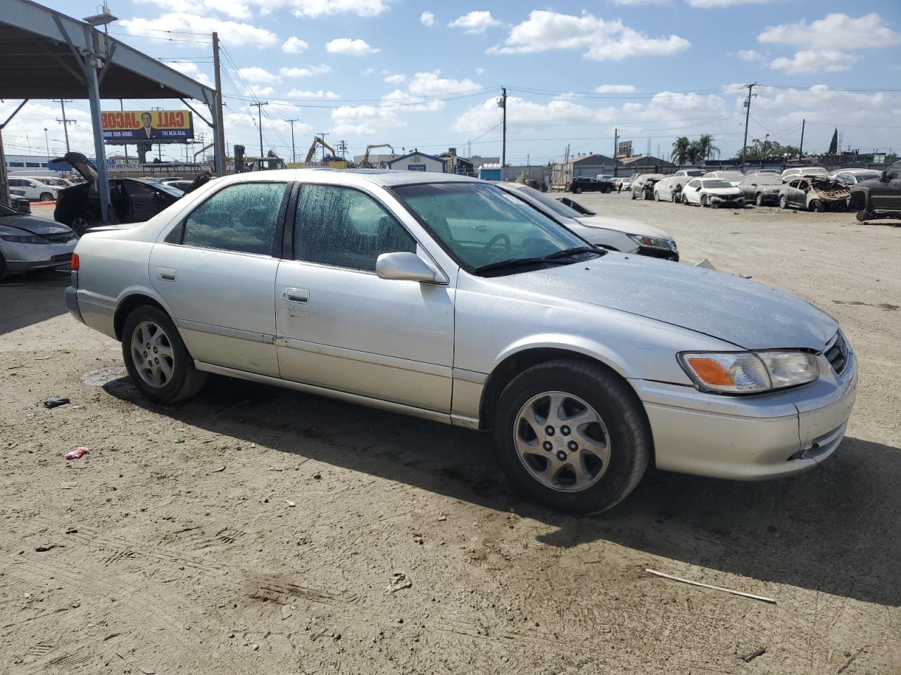 2000 Toyota Camry Le VIN: JT2BF28K0Y0287952 Lot: 72026234