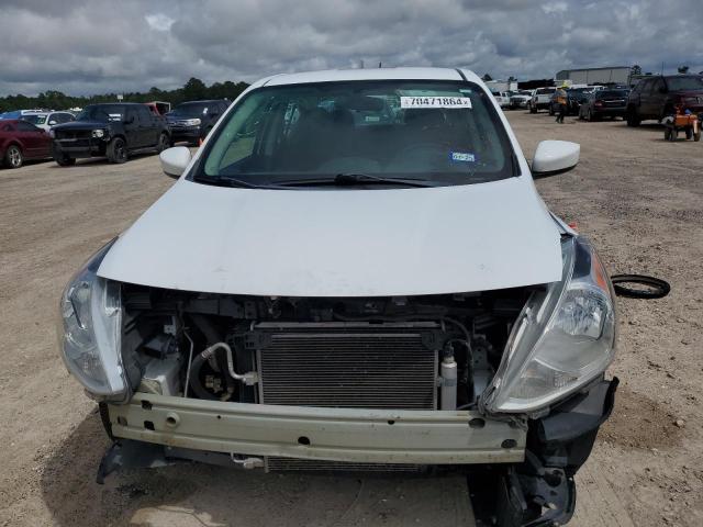  NISSAN VERSA 2019 White