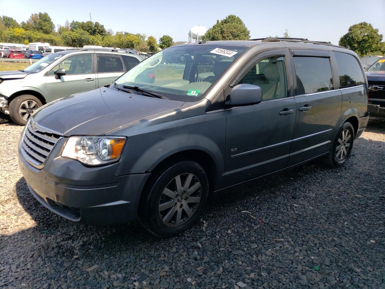 2009 Chrysler Town & Country Touring VIN: 2A8HR54199R646075 Lot: 70599344