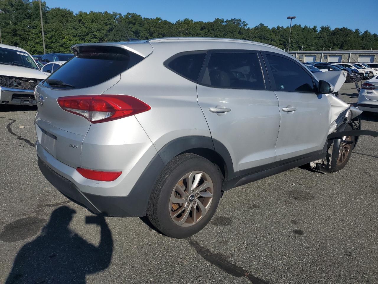 VIN KM8J3CA42GU125479 2016 HYUNDAI TUCSON no.3