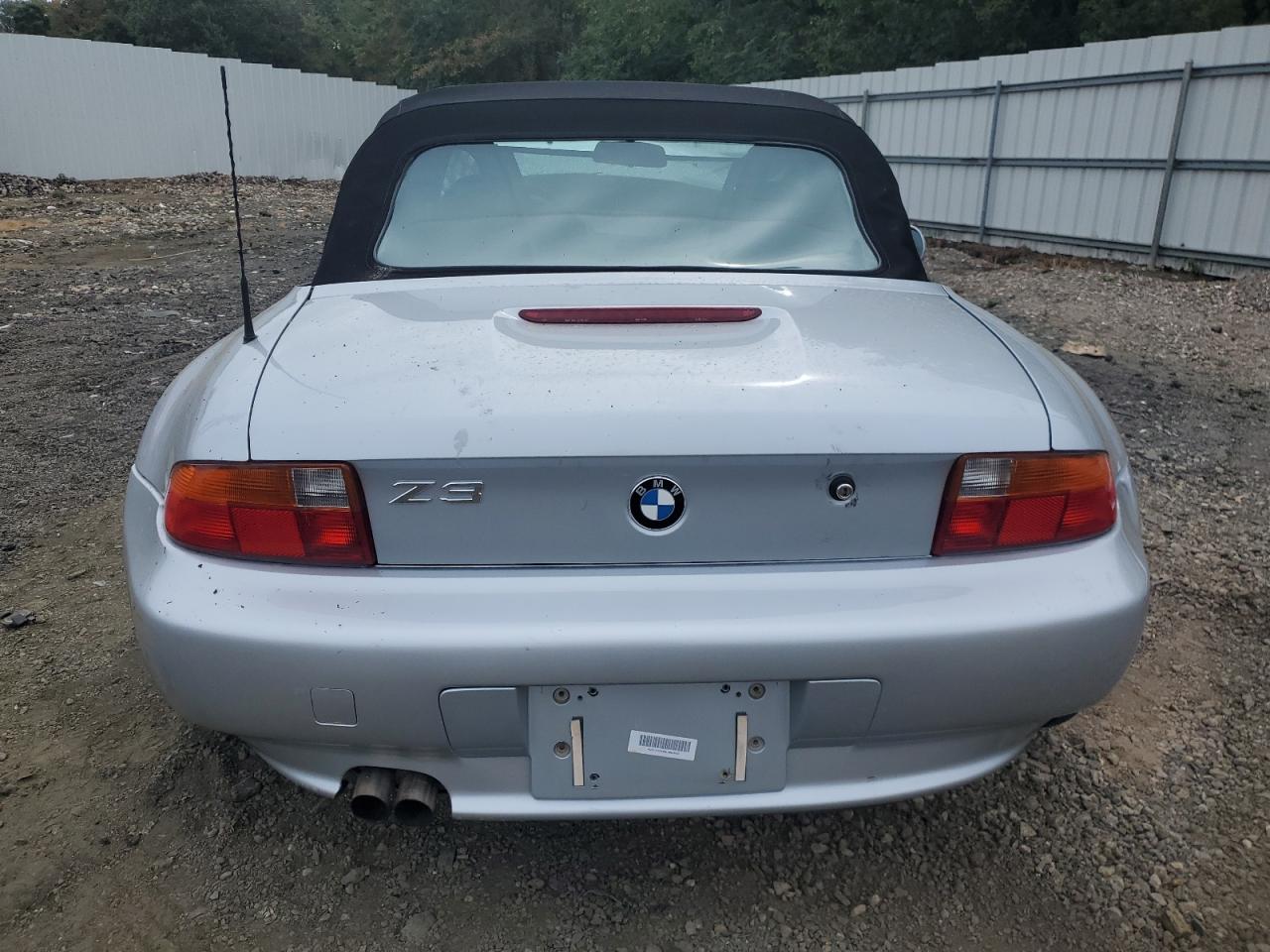 1998 BMW Z3 2.8 VIN: 4USCJ3322WLB62533 Lot: 70248524