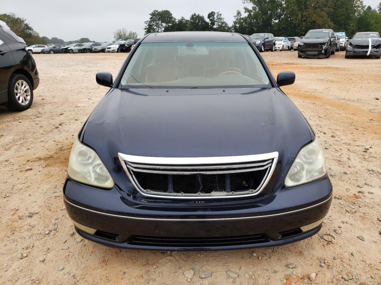 2004 Lexus LS - Image 5