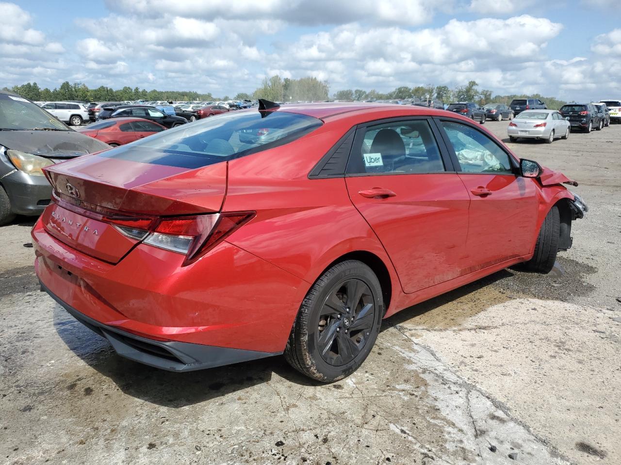 5NPLM4AG6MH037860 Hyundai Elantra SE 3