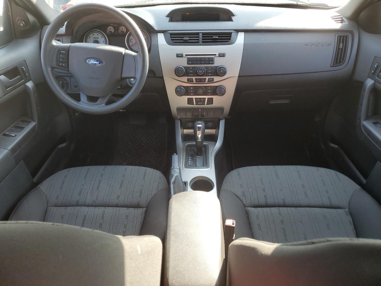 1FAHP3FNXAW214582 2010 Ford Focus Se