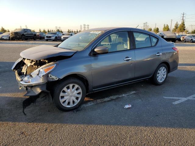  NISSAN VERSA 2017 Вугільний