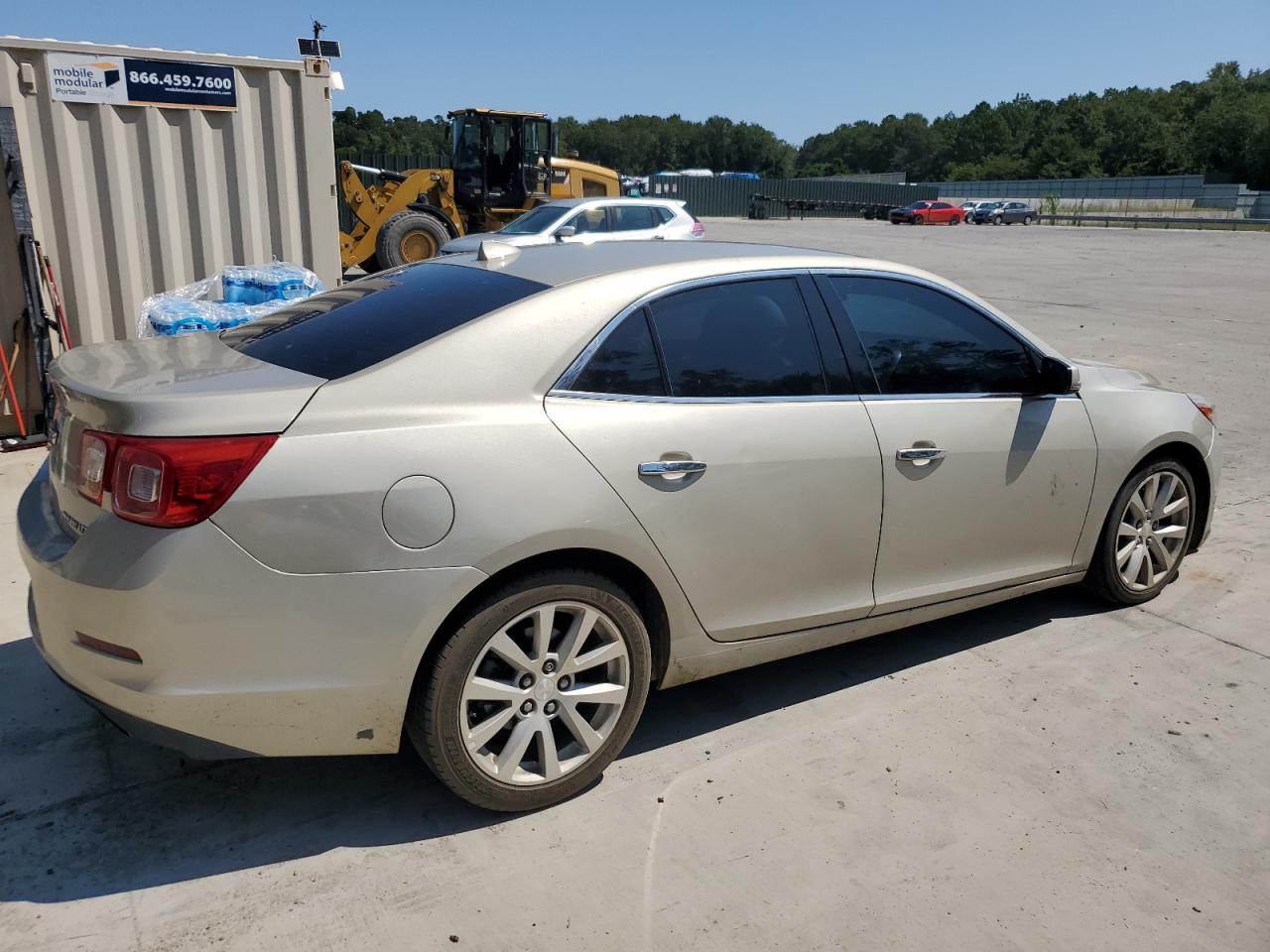 2014 Chevrolet Malibu - Image 3