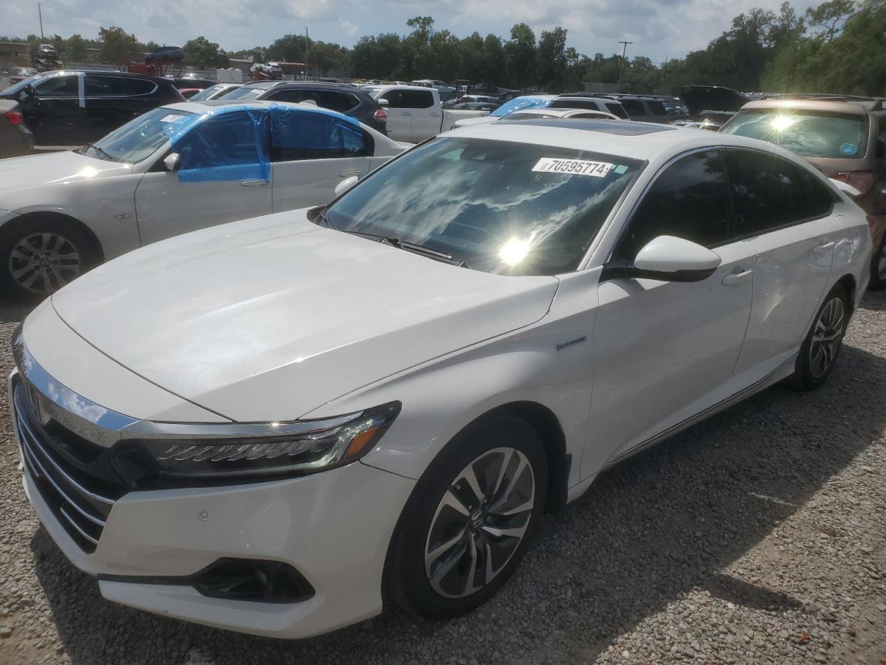 2022 Honda Accord Hybrid Exl VIN: 1HGCV3F57NA002902 Lot: 70595774