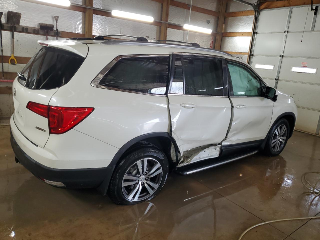 5FNYF6H53JB021884 2018 Honda Pilot Exl