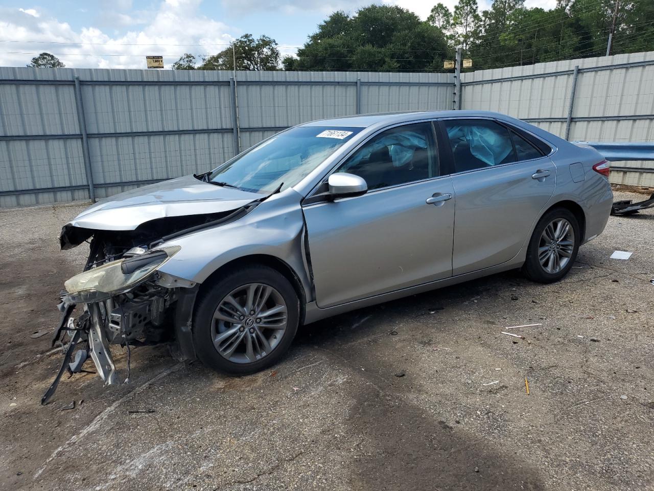 4T1BF1FK5FU001714 2015 TOYOTA CAMRY - Image 1