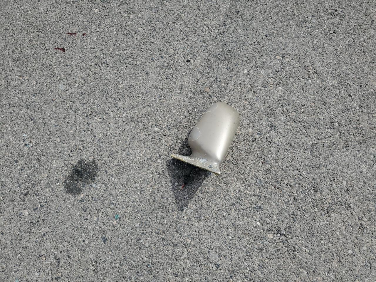 2000 Toyota Camry Le VIN: 4T1BF22K9YU952173 Lot: 72524724