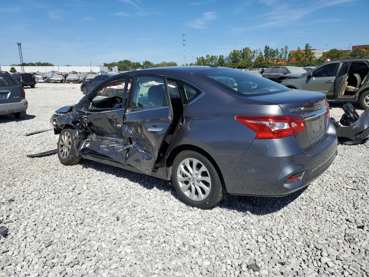 2019 Nissan Sentra - Image 2
