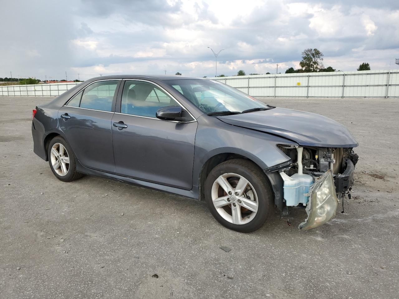 2014 Toyota Camry L VIN: 4T1BF1FK7EU413289 Lot: 72664204