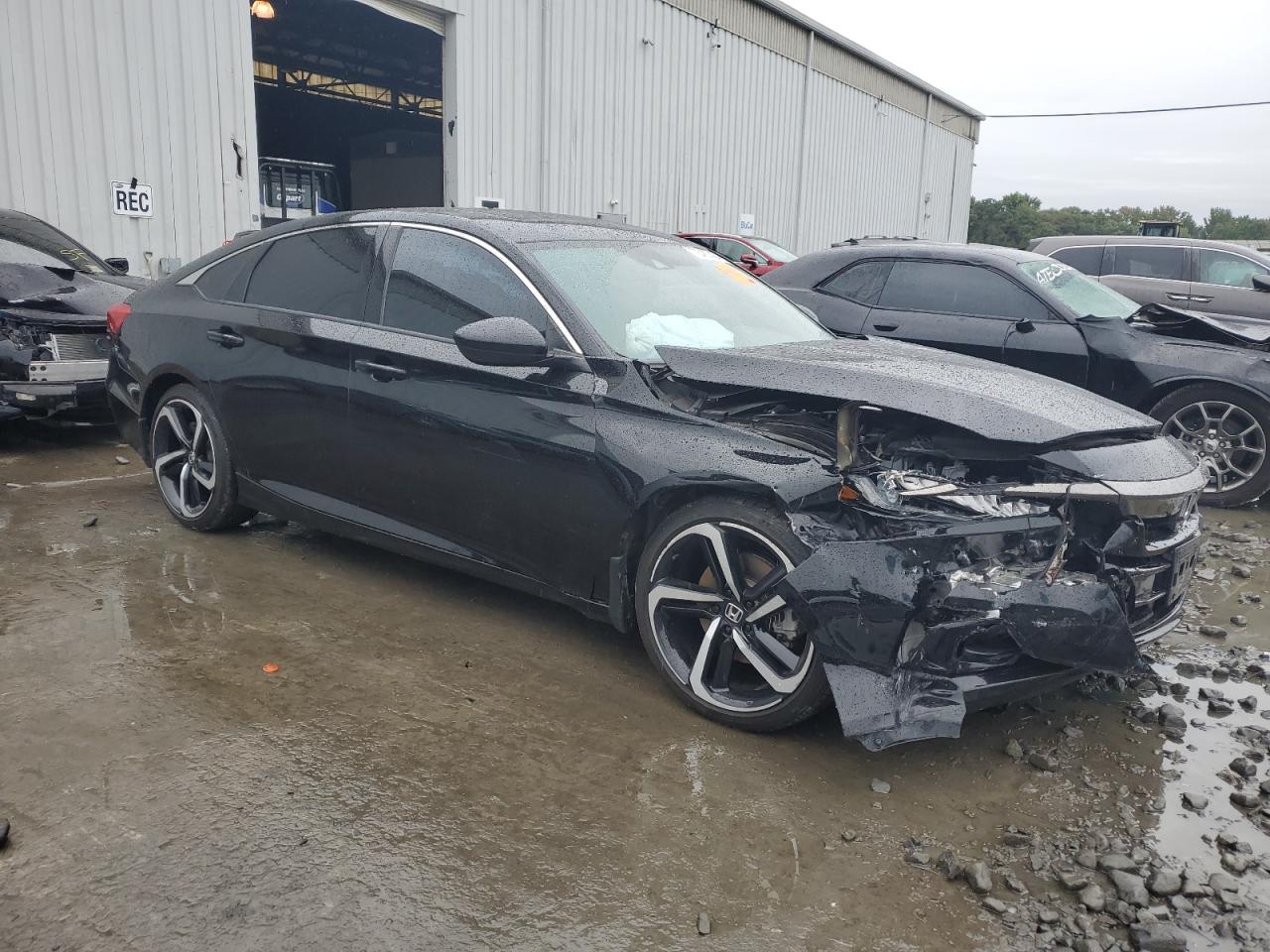 2022 Honda Accord - Image 4